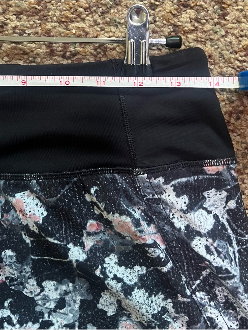 LULULEMON RUN TIMES SHORT II 4" (Spring Bloom/Multi Black) - Picture 5 of 6